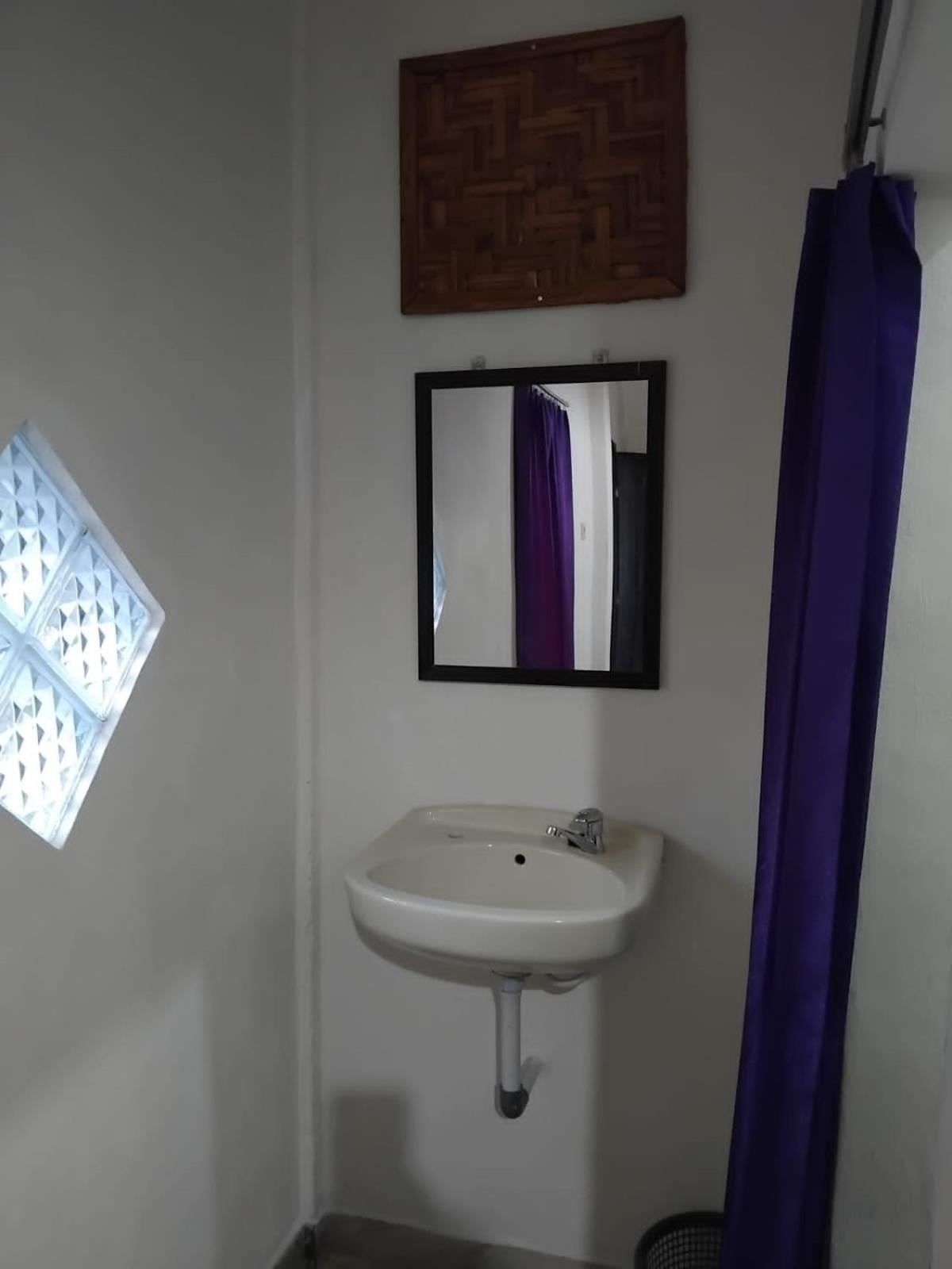 טטבאטו Syaqila Homestay Lombok חדר תמונה